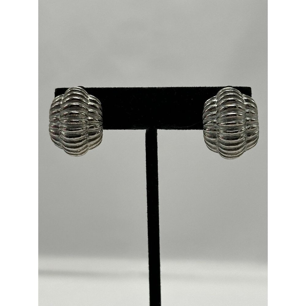 Gay Boyer Ribbed Moissanite Clip On Earrings